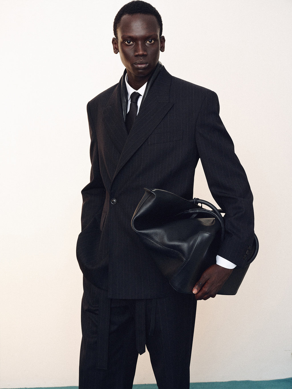 PINSTRIPED WOOL TAILORED WRAP BLAZER_ BLACK PINSTRIPE