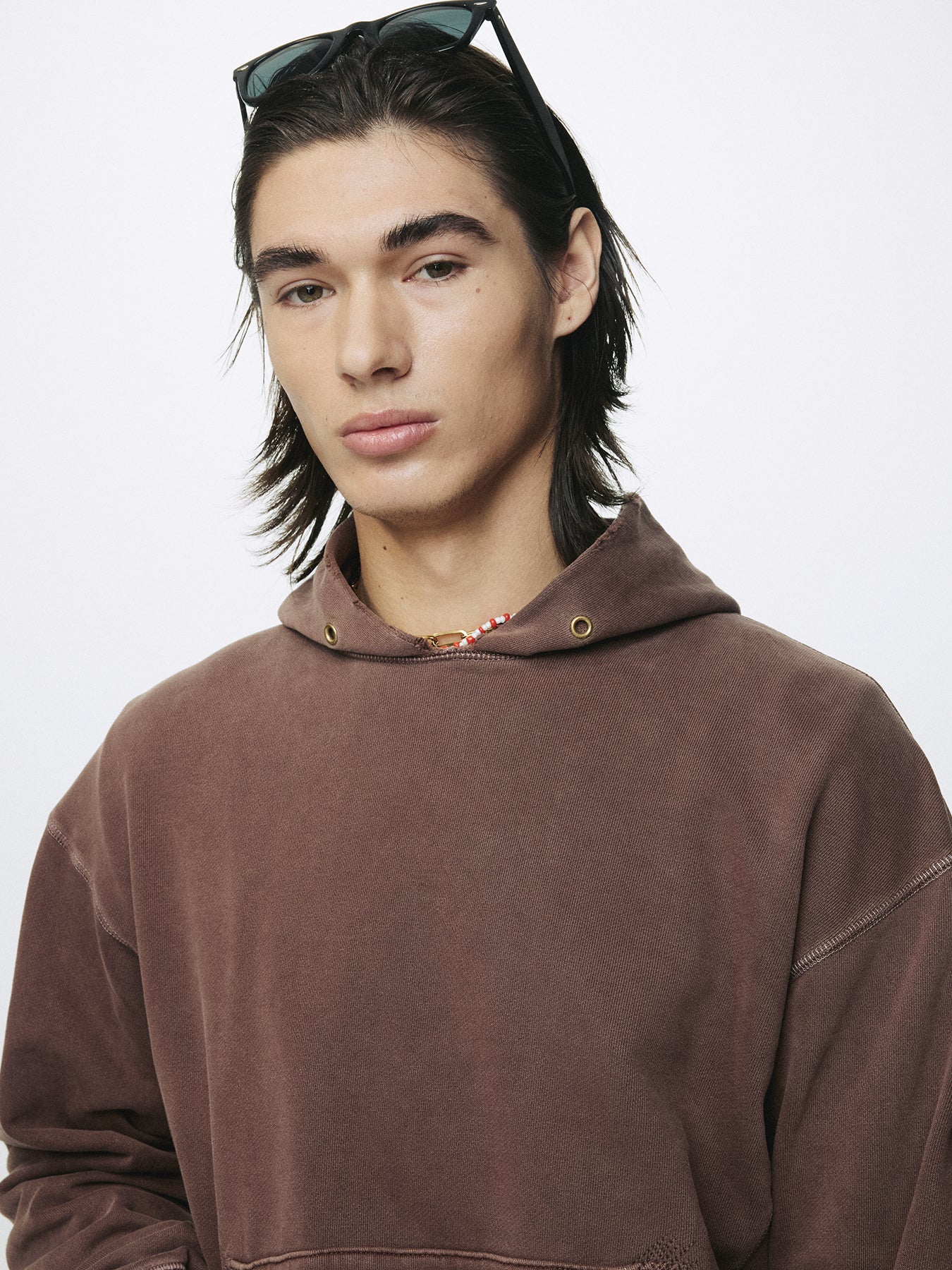 GARMENT DYED RAW EDGE HOODIE_ FADED RED