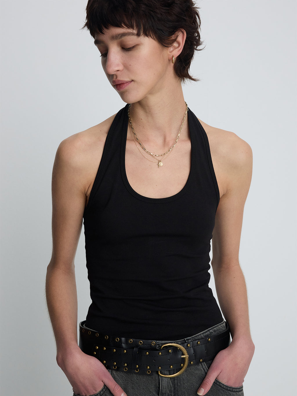 (W) HALTER-NECK SLEEVELESS TOP_ BLACK