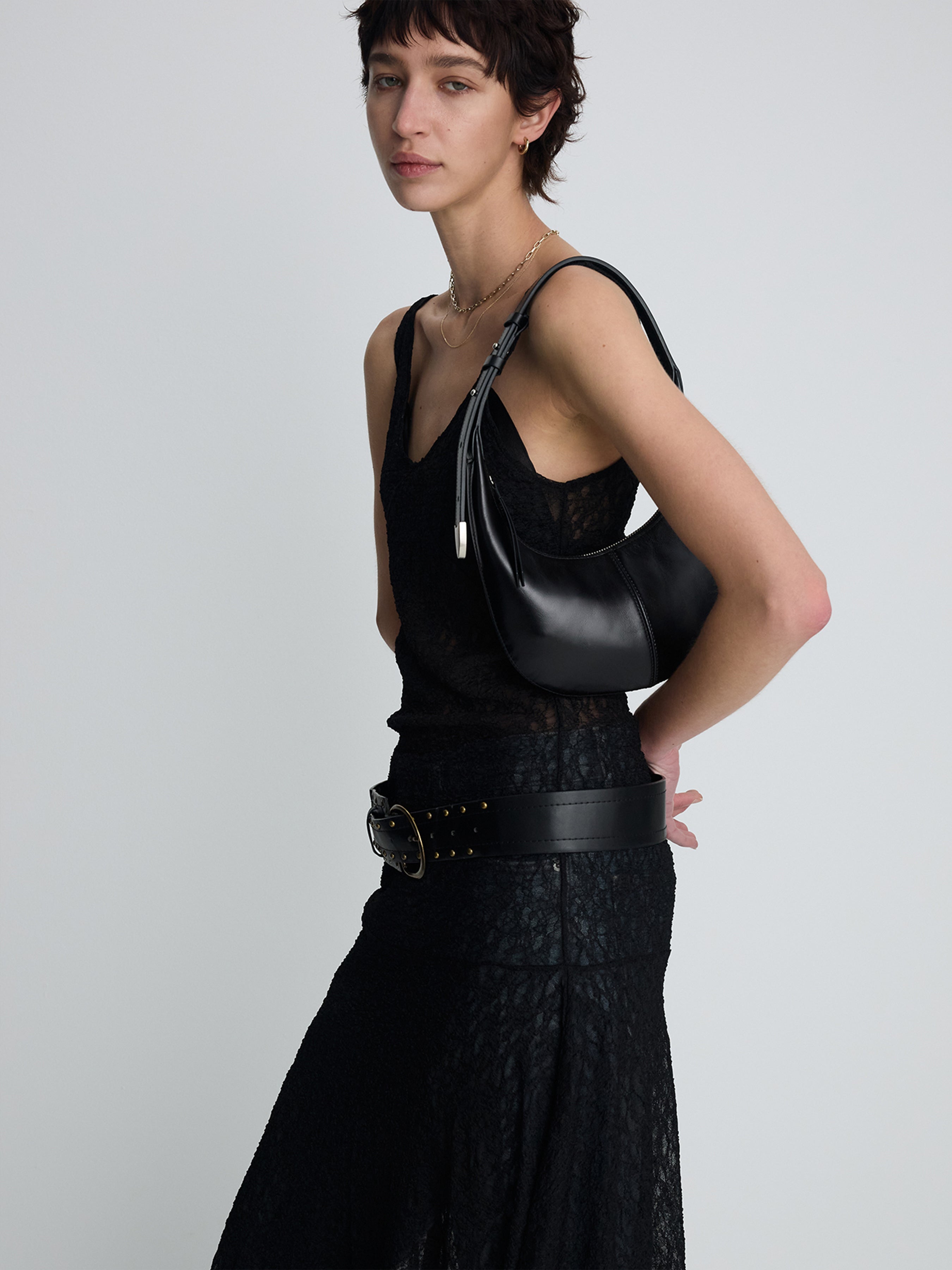(W) LACE SLEEVELESS MAXI DRESS_ BLACK