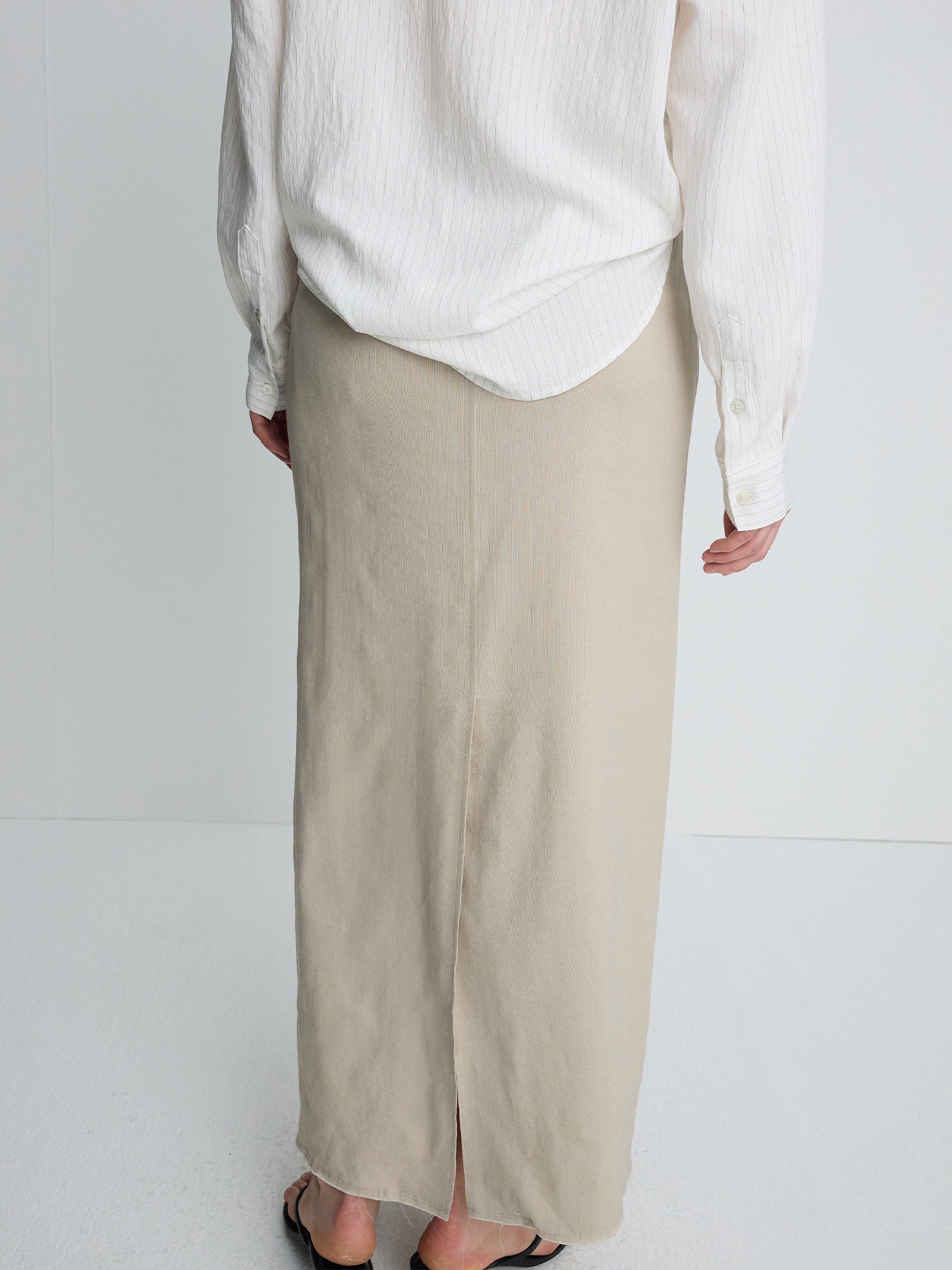 (W) LINEN RELAXED MAXI SKIRT_ SAND