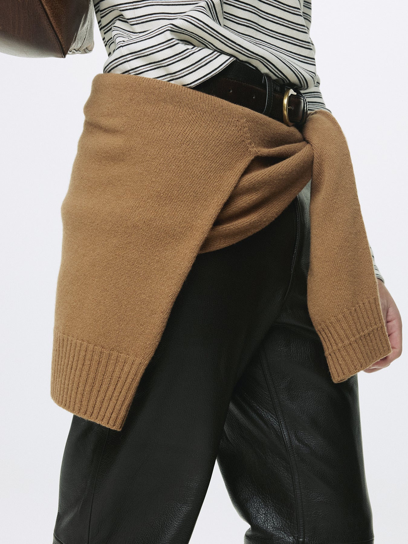STRIPED LONG SLEEVE TOP_ CREAM/BLACK