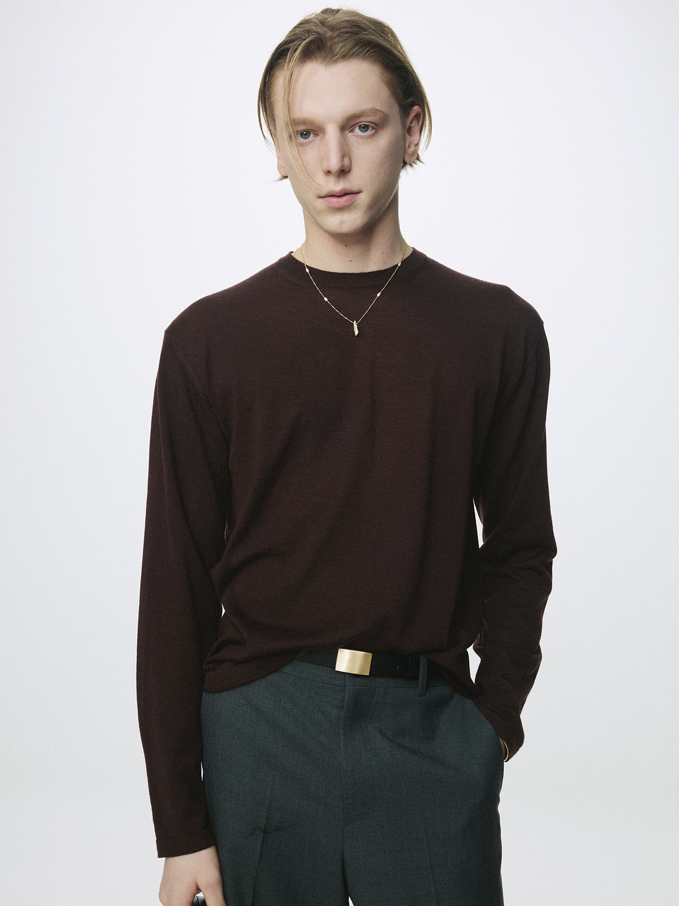 FEATHER-WEIGHT WOOL LONGSLEEVE KNIT_ MERLOT BROWN