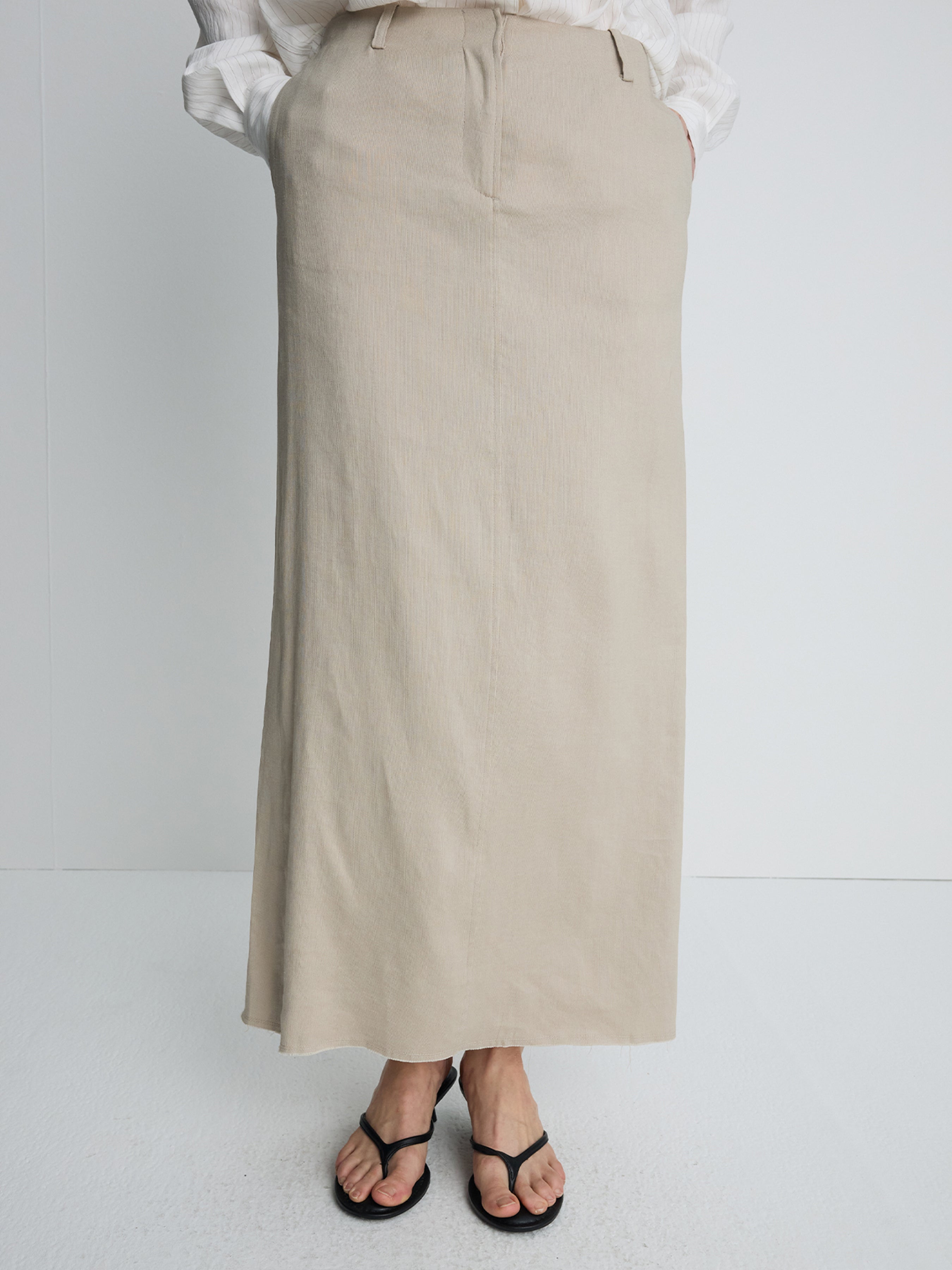 (W) LINEN RELAXED MAXI SKIRT_ SAND