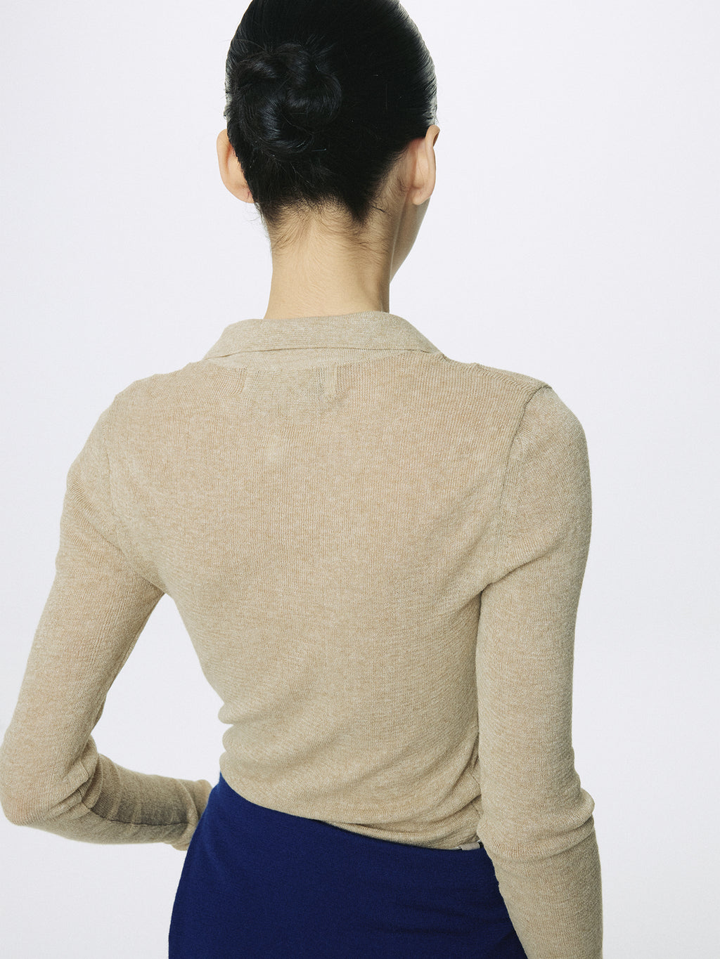 (W) GLITTER RIBBED KNIT POLO SHIRT_ GREENISH BEIGE