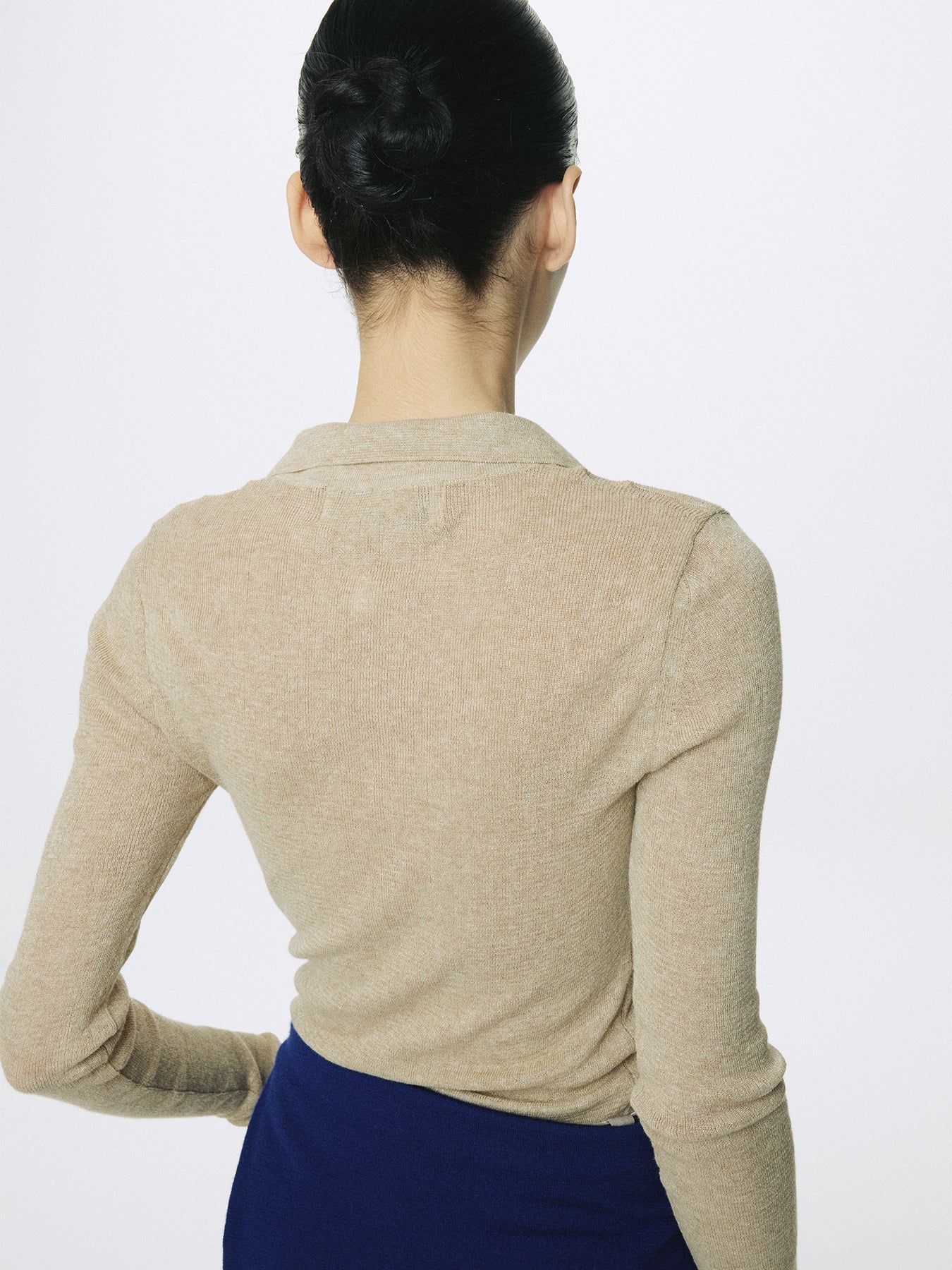 (W) GLITTER RIBBED KNIT POLO SHIRT_ GREENISH BEIGE