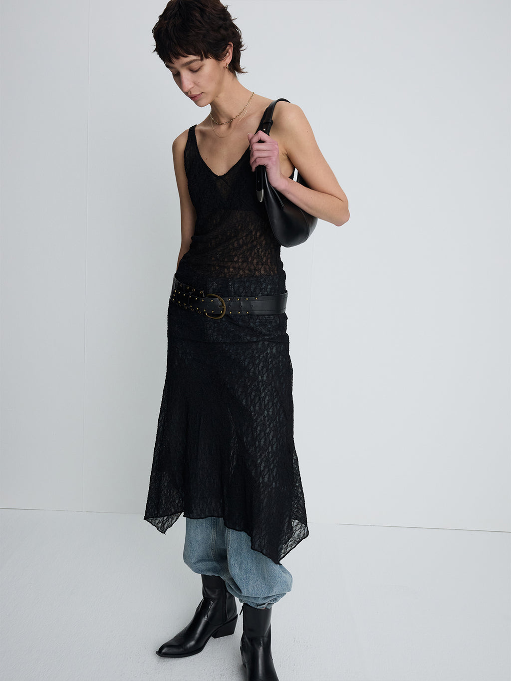 (W) LACE SLEEVELESS MAXI DRESS_ BLACK