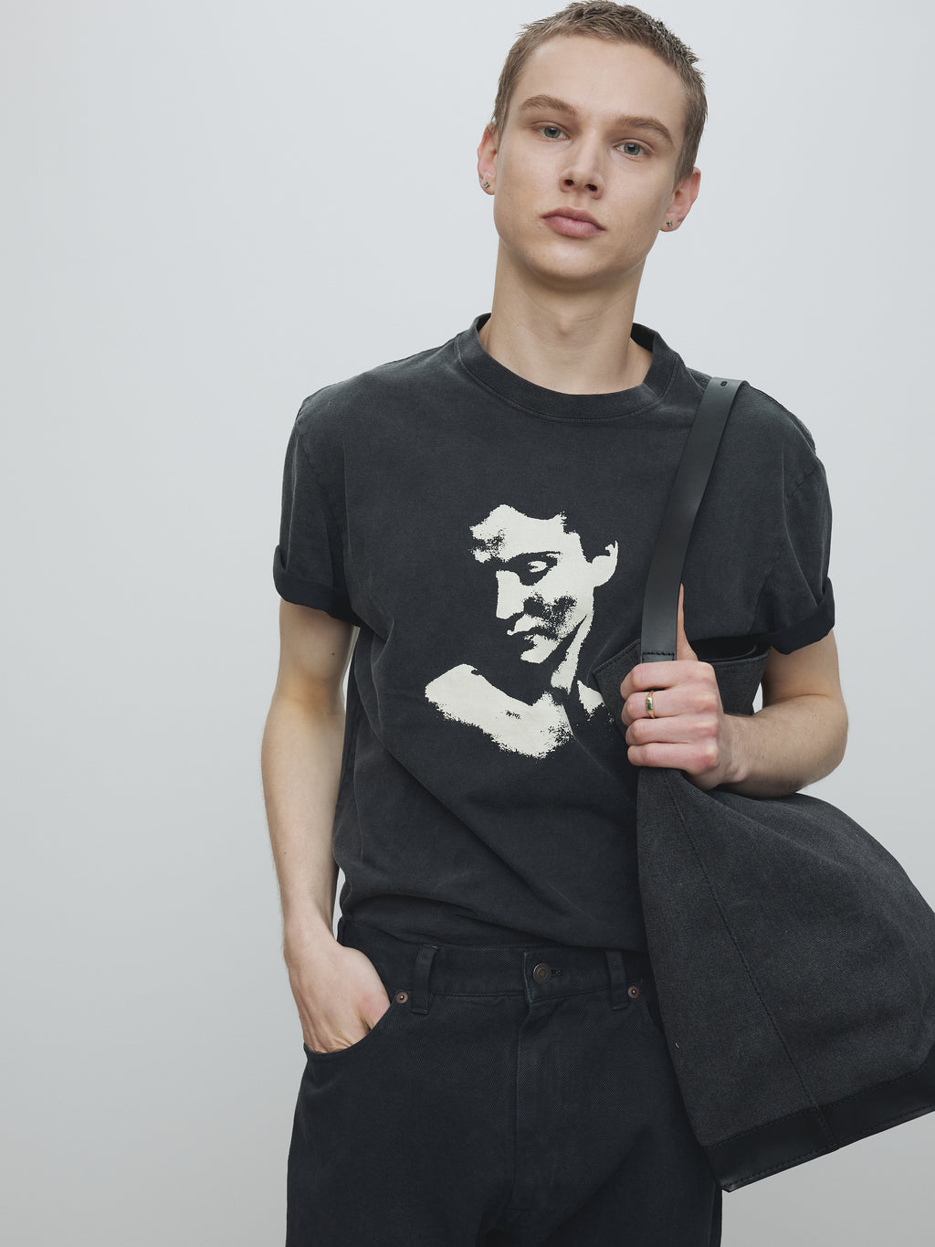 PORTRAIT GARMENT DYED T-SHIRT_ FADED BLACK
