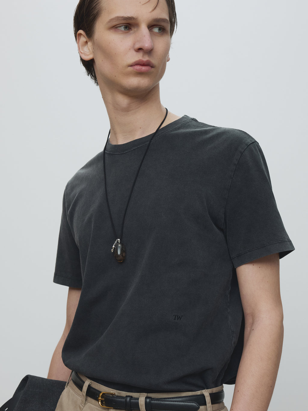SIGNATURE GARMENT DYED T-SHIRT_ FADED BLACK