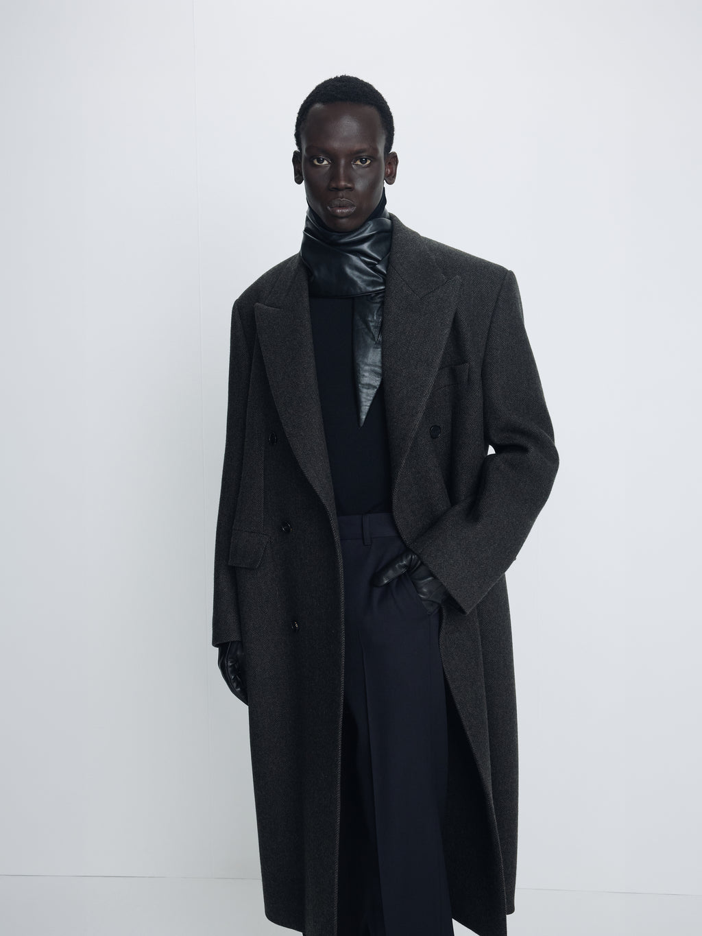 HERRINGBONE WOOL DOUBLE-BREASTED COAT_ MOSS BROWN
