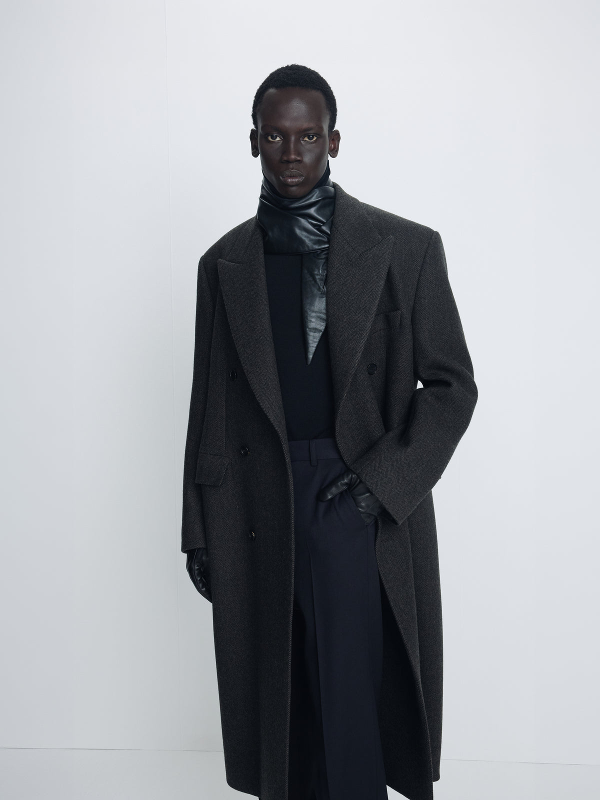 HERRINGBONE WOOL DOUBLE-BREASTED COAT_ MOSS BROWN