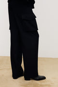 TEXTURED WOOL WIDE CARGO PANTS_ BLACK