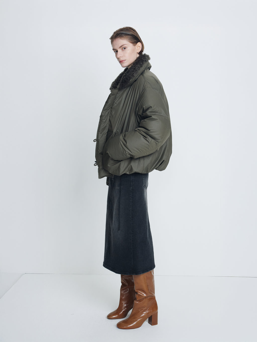 (W) SHEARLING COLLAR PUFFER BLOUSON_ OLIVE