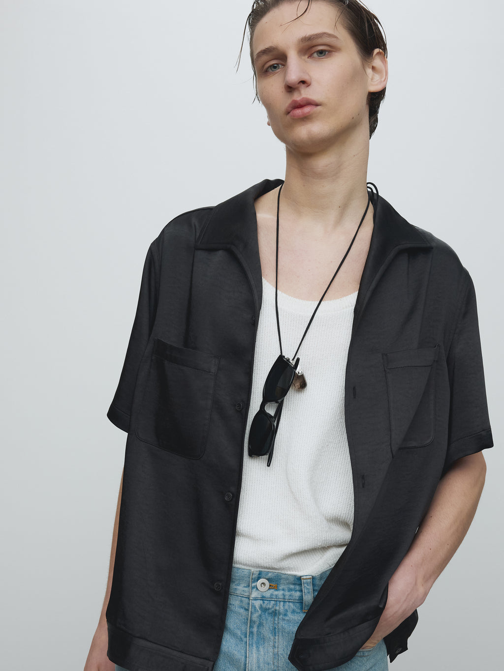 ONE PIECE COLLAR HALF SLEEVE SHIRT_ BLACK