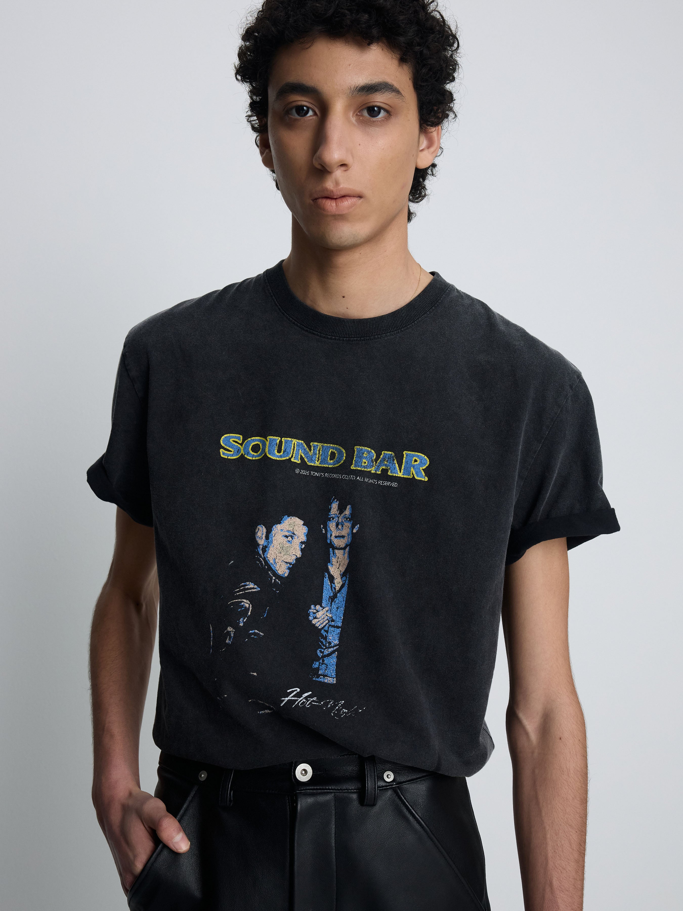 GARMENT-DYED SOUND BAR T-SHIRT_ FADED CARBON