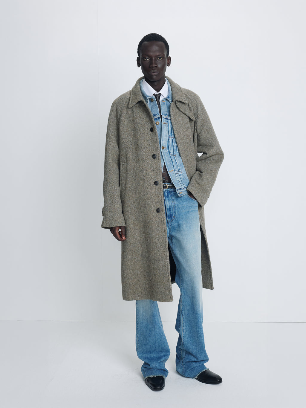 HERRINGBONE WOOL RAGLAN OVERCOAT_ PATINA TAUPE