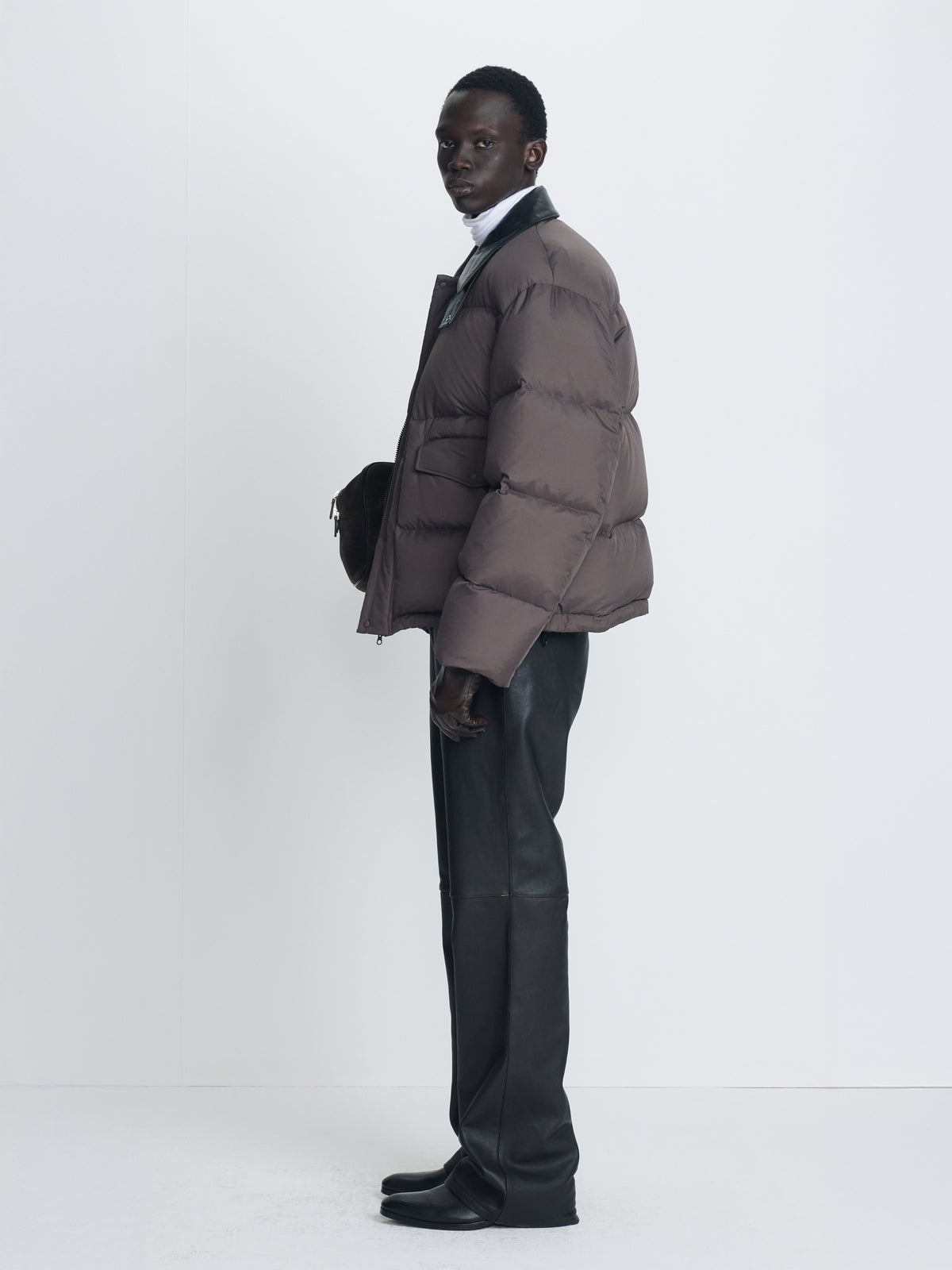 LEATHER COLLAR DOWN PUFFER BLOUSON_ DEEP BROWN