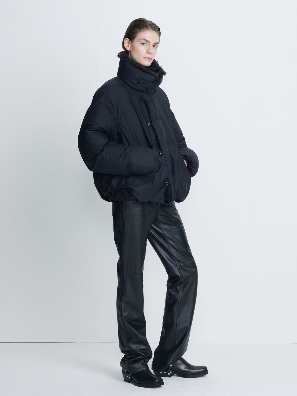 (W) SHEARLING COLLAR PUFFER BLOUSON_ BLACK