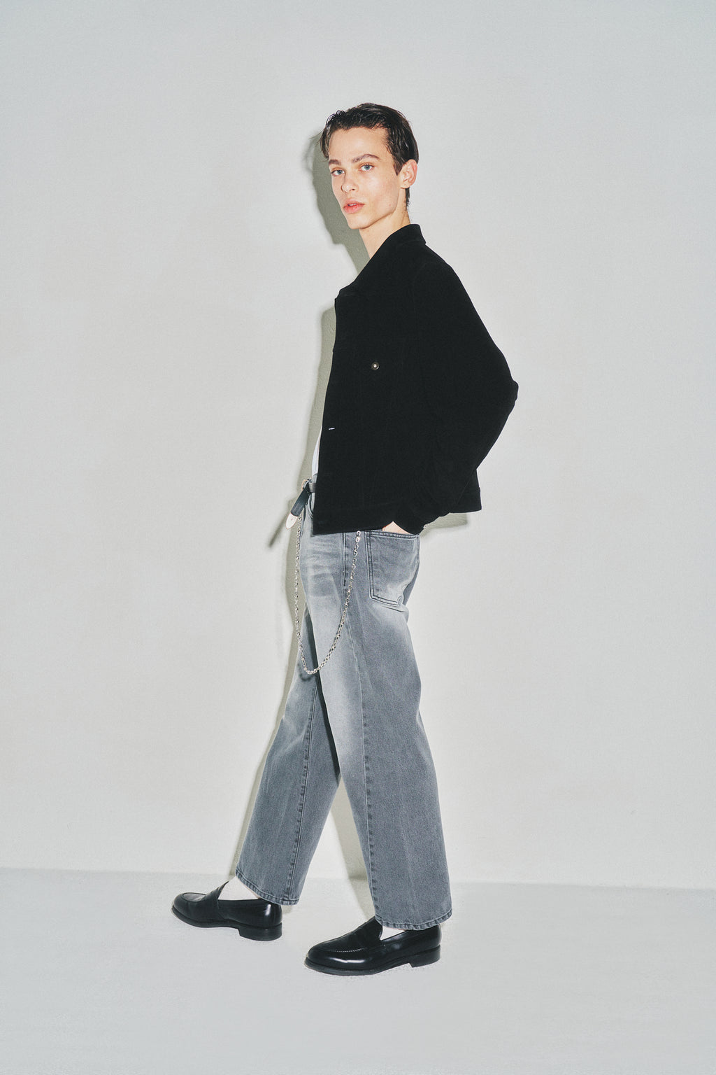 Twist-Cut Denim Jeans_ Washed Grey