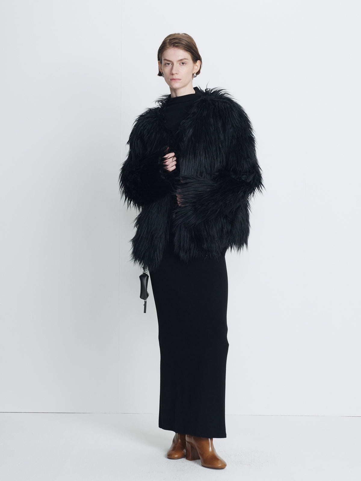 (W) LONG HAIR FAUX FUR JACKET_ BLACK
