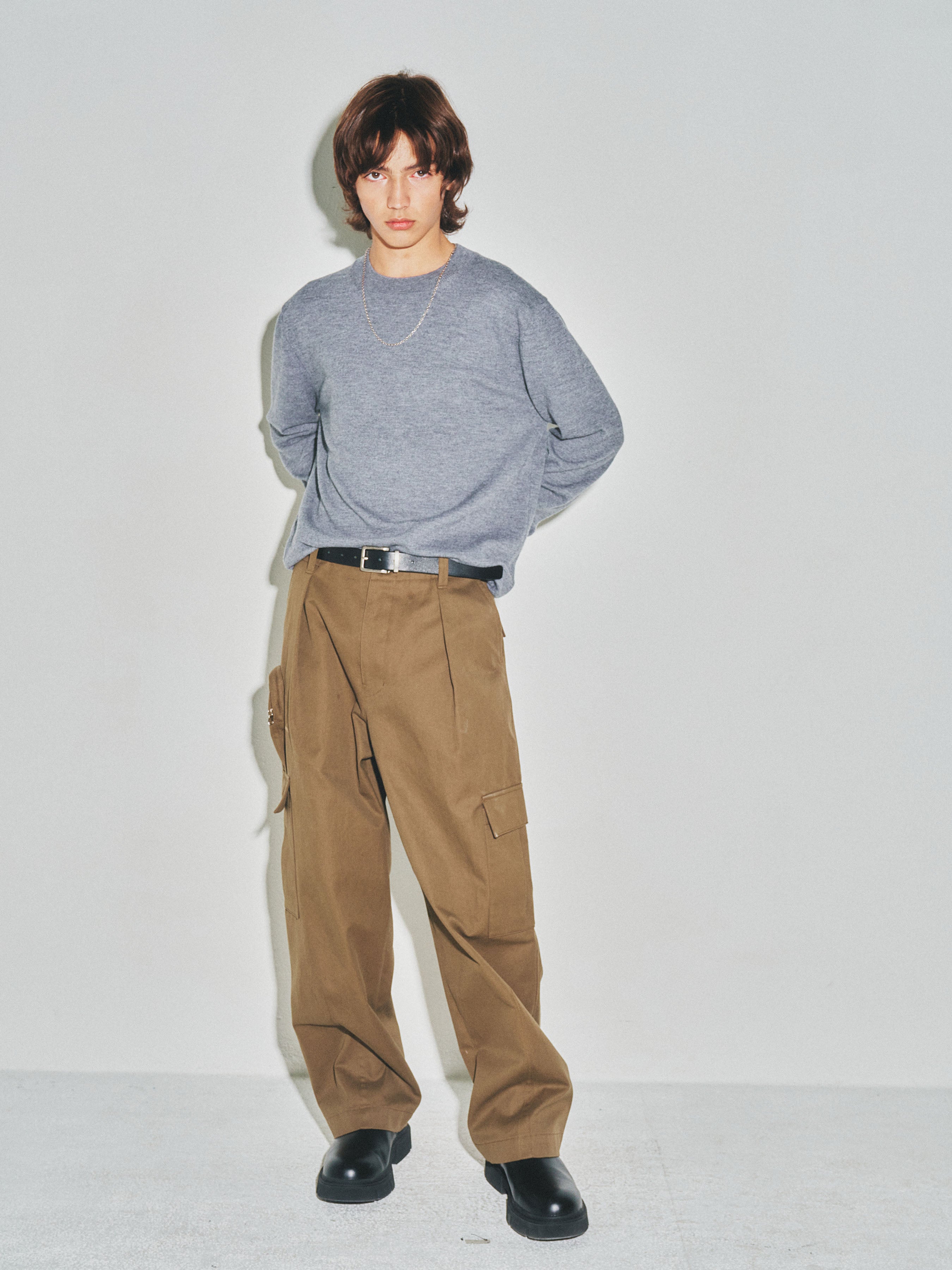 Super Fine Wool Cuffs Button Knit_ Grey