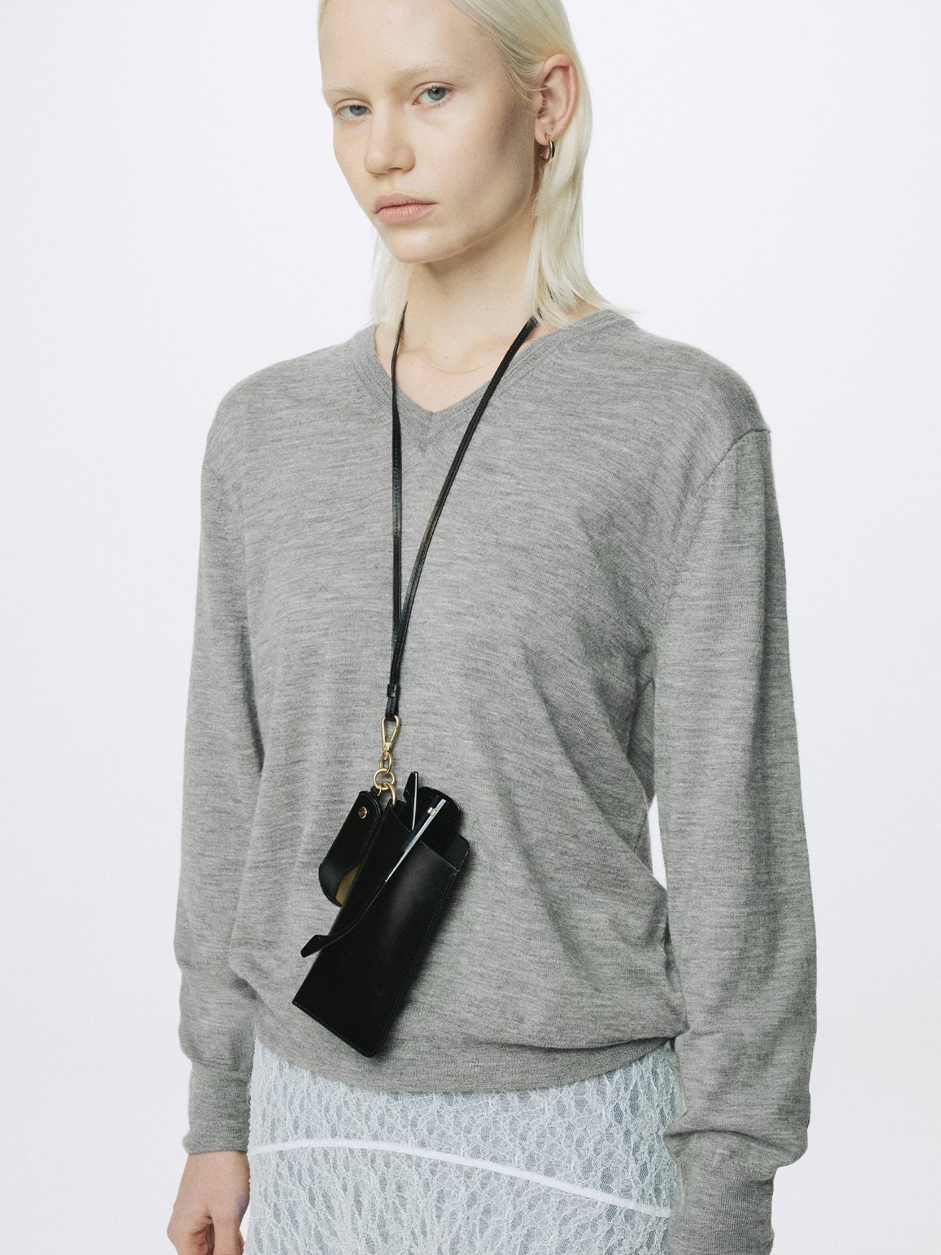 (W) LEATHER ESSENTIAL STRAP_ BLACK