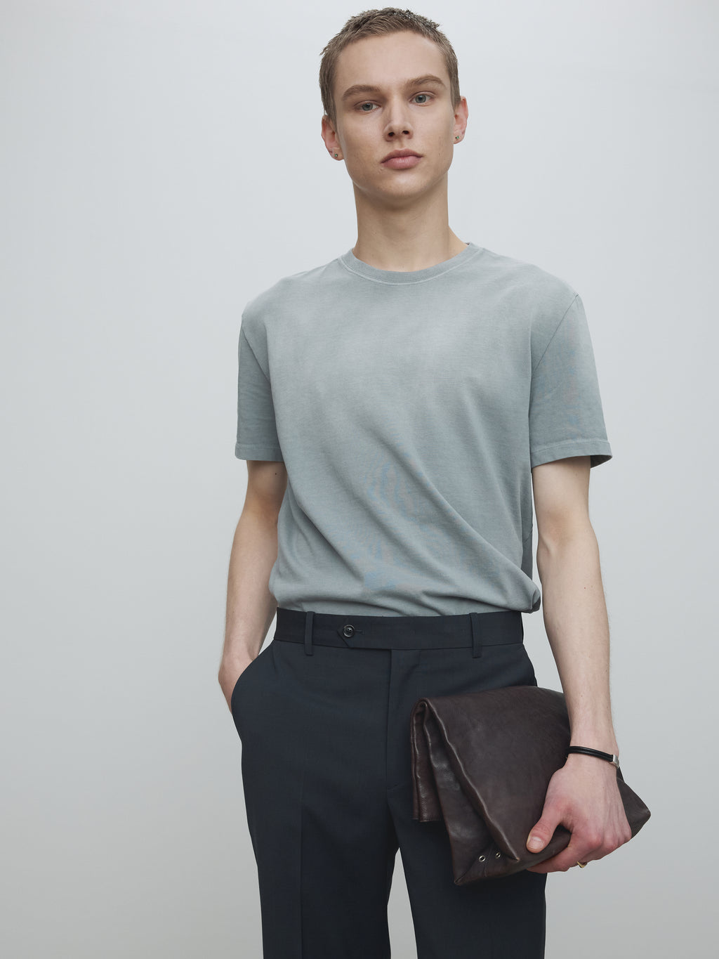 SIGNATURE GARMENT DYED T-SHIRT_ GLACIER GREY
