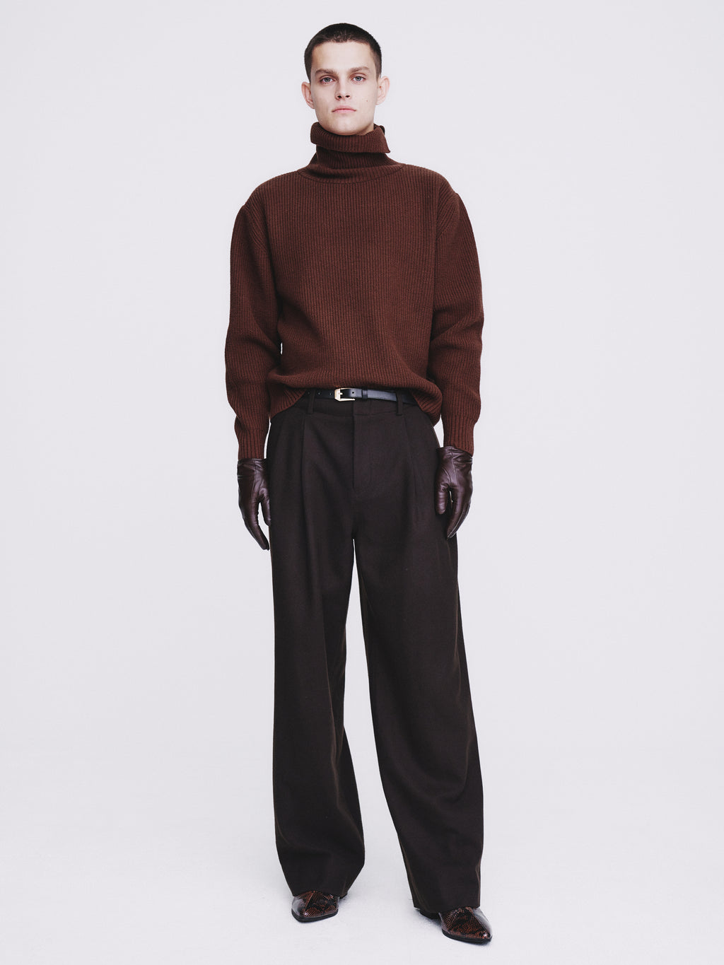 Hard Twist Wool Slit Turtleneck Knit_ Brown