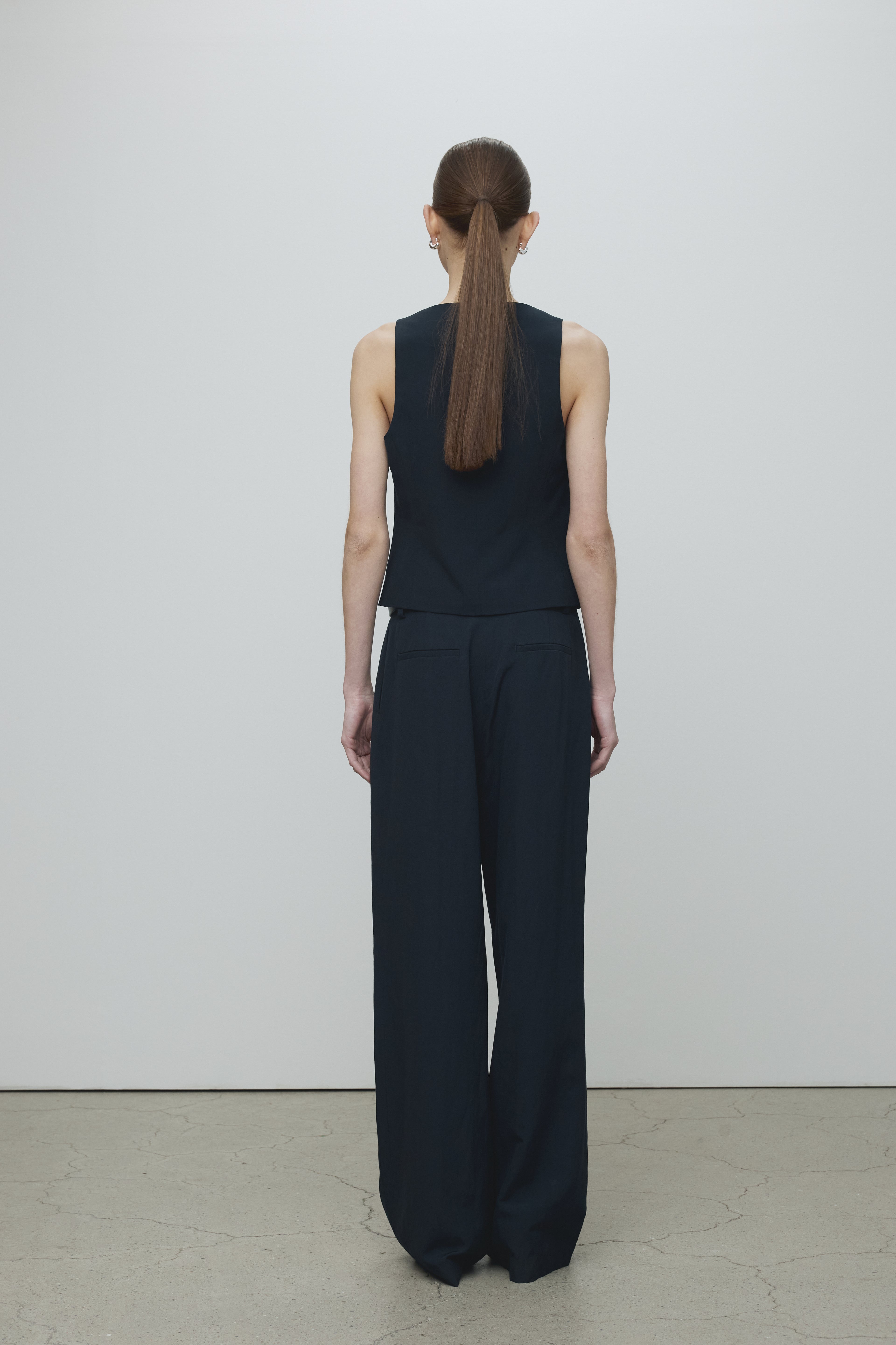 LINEN TAILORED VEST_ NAVY