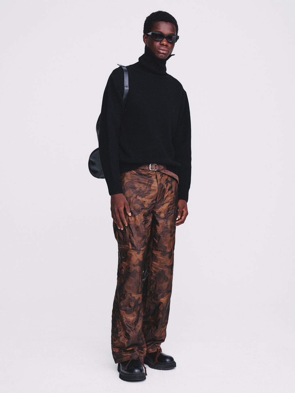Hard Twist Wool Slit Turtleneck Knit_ Black