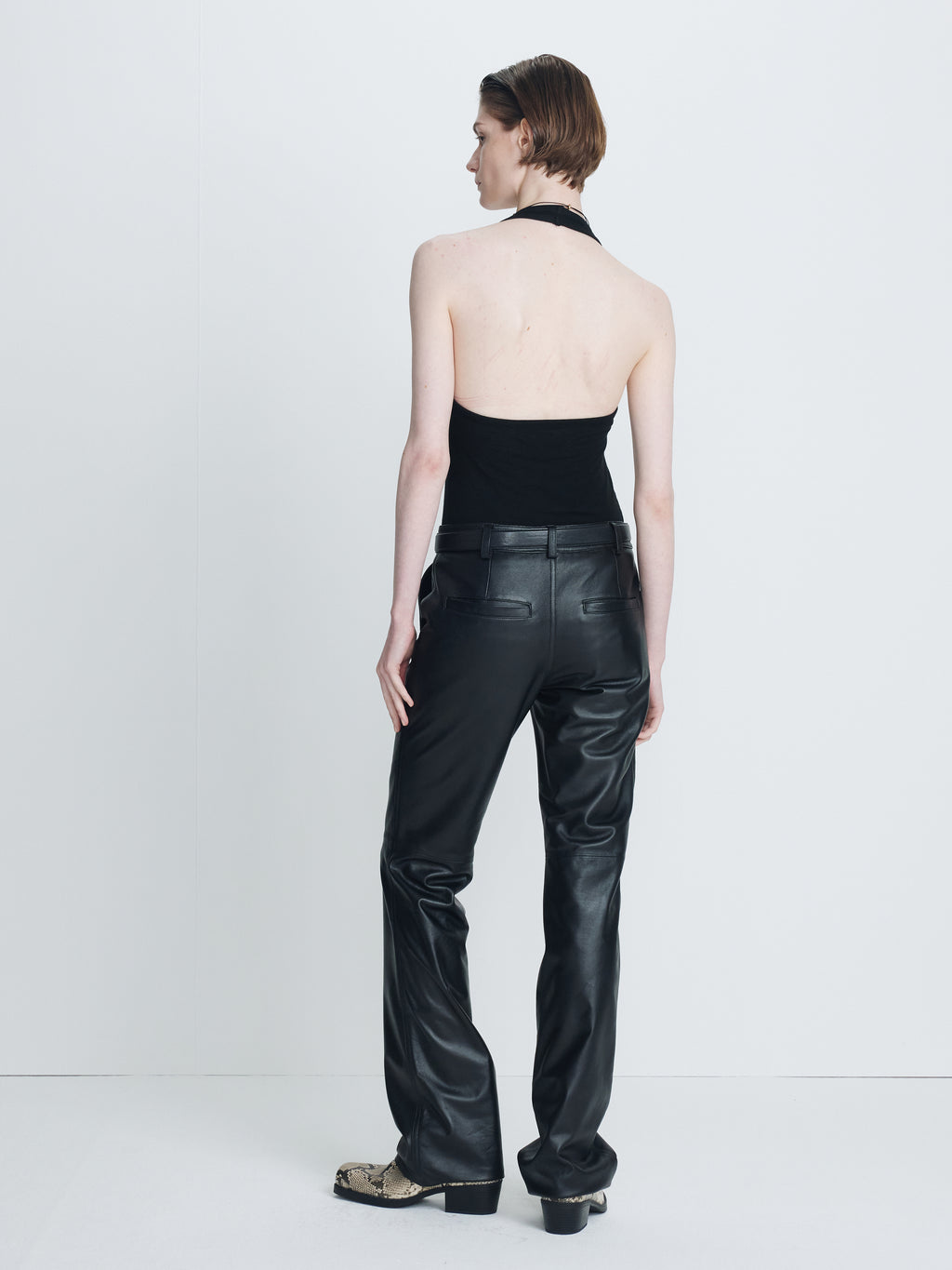 (W) HALTER TOP_ BLACK