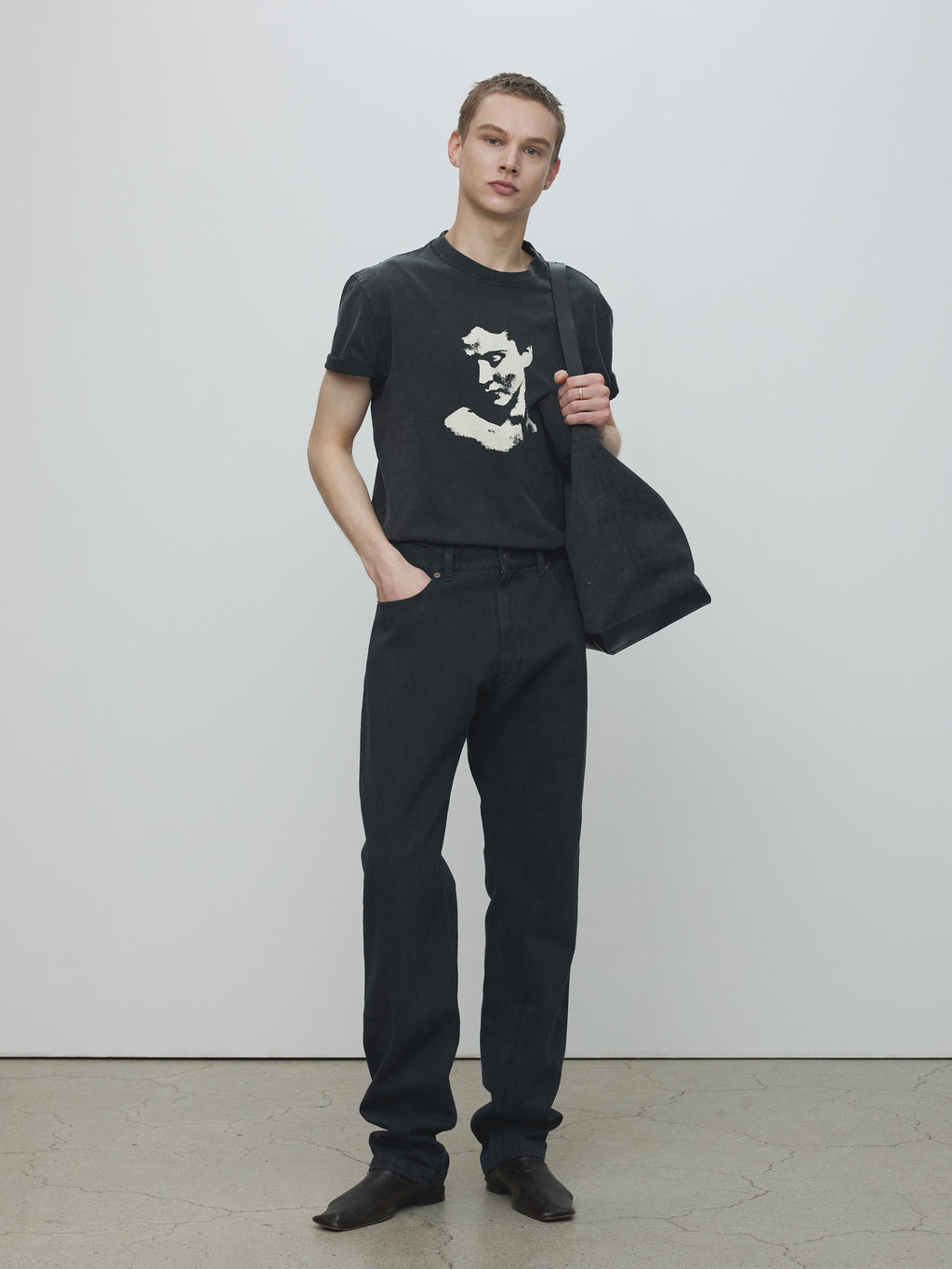 PORTRAIT GARMENT DYED T-SHIRT_ FADED BLACK