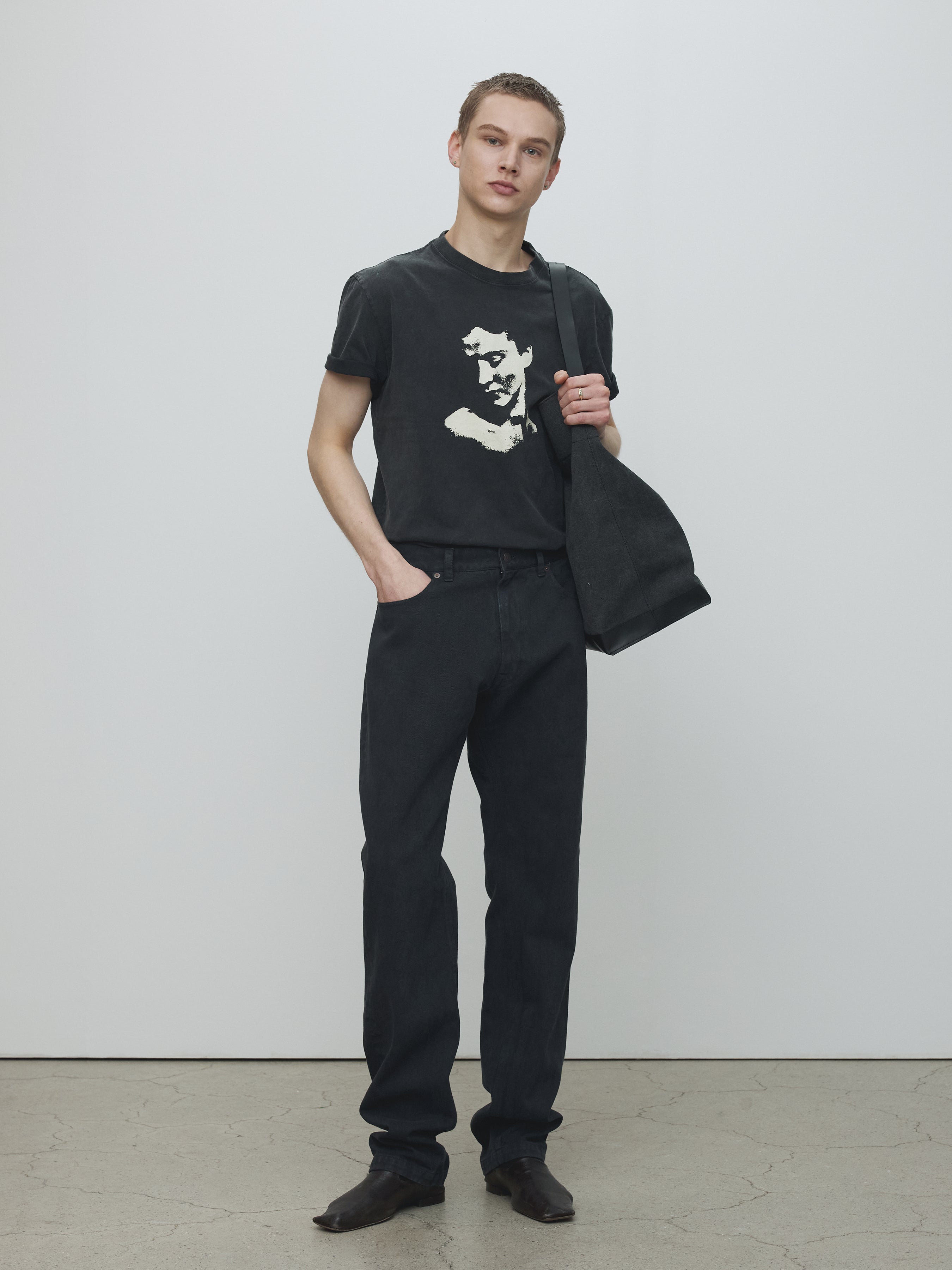 PORTRAIT GARMENT DYED T-SHIRT_ FADED BLACK