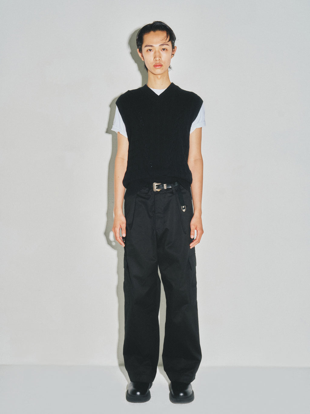 Cotton Twist V-Cable knit Vest_ Black