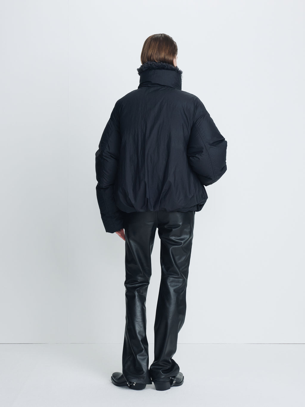 (W) SHEARLING COLLAR PUFFER BLOUSON_ BLACK