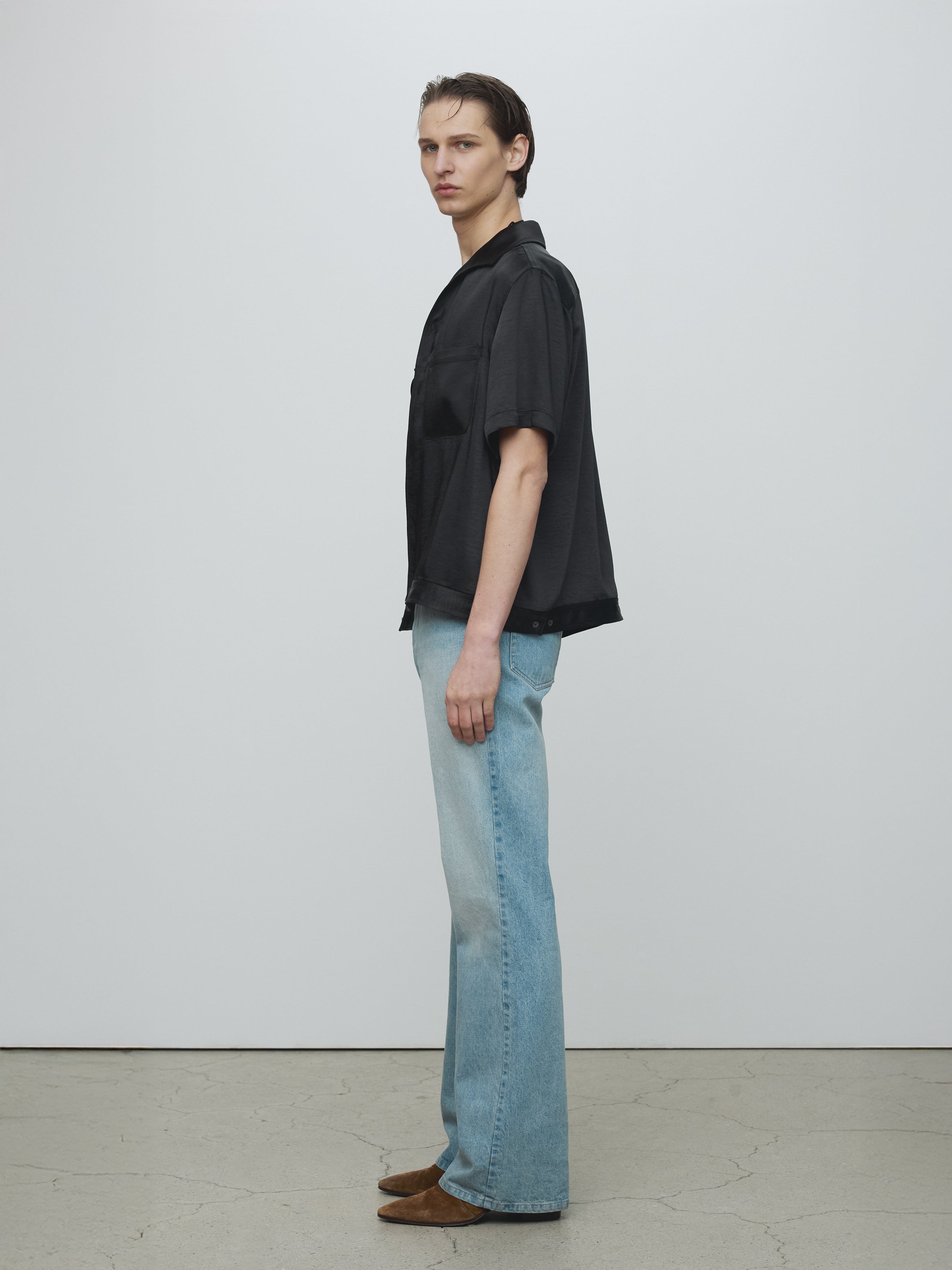 ONE PIECE COLLAR HALF SLEEVE SHIRT_ BLACK