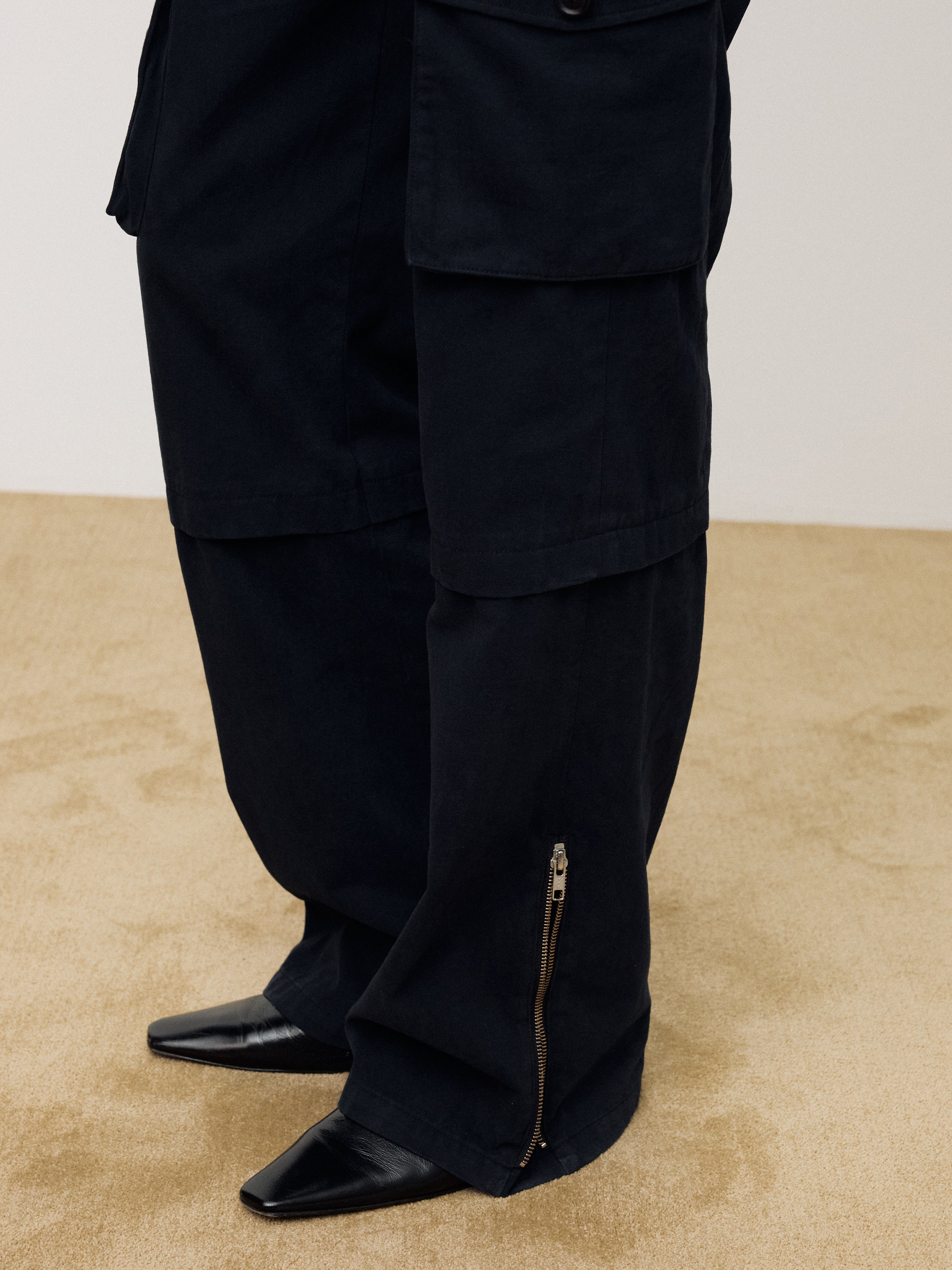 GARMENT-WASHED UTILITY CARGO PANTS_ FADED NAVY