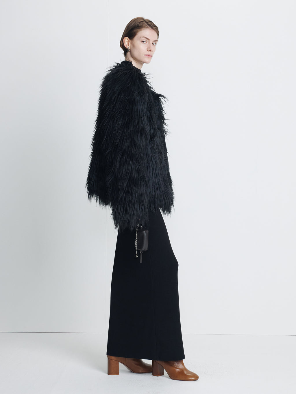 (W) LONG HAIR FAUX FUR JACKET_ BLACK