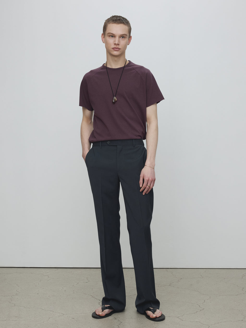 RAW EDGE WASHED T-SHIRT_ BURGUNDY