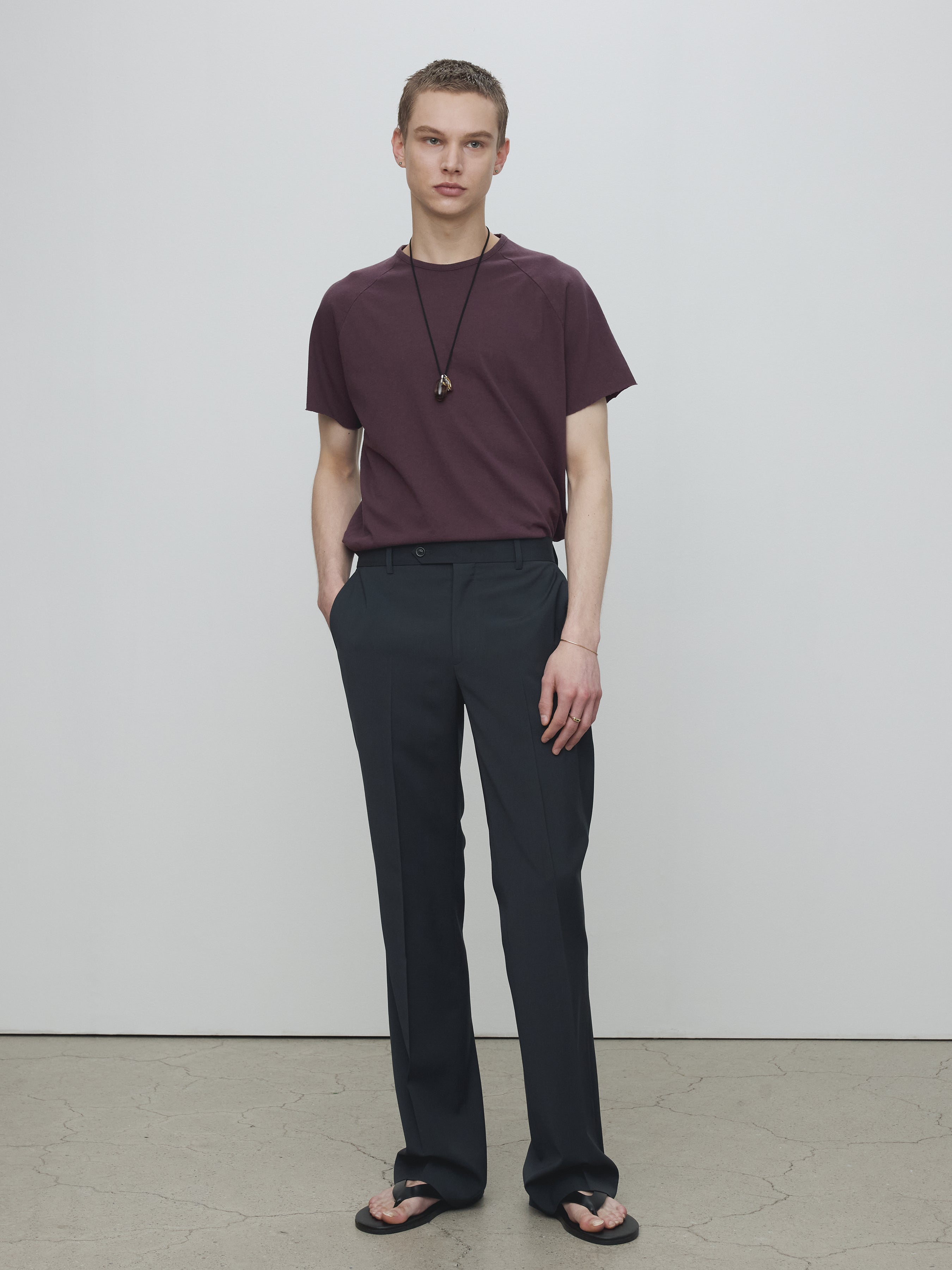 RAW EDGE WASHED T-SHIRT_ BURGUNDY