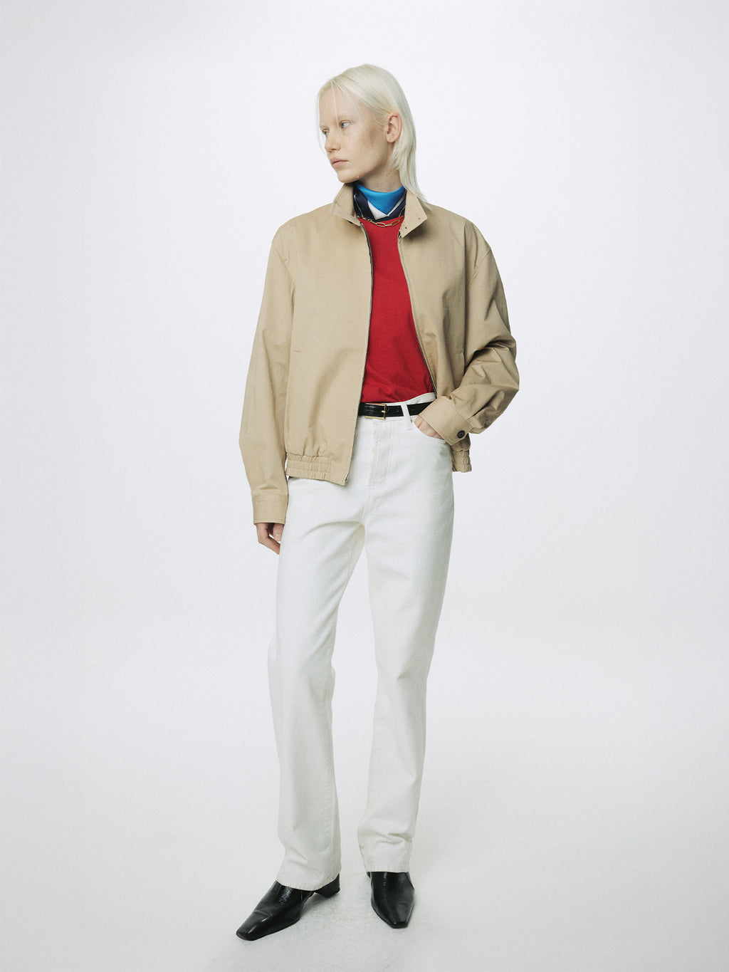 (W) TWISTED SEAM STRAIGHT-LEG DENIM JEANS_ OFF WHITE