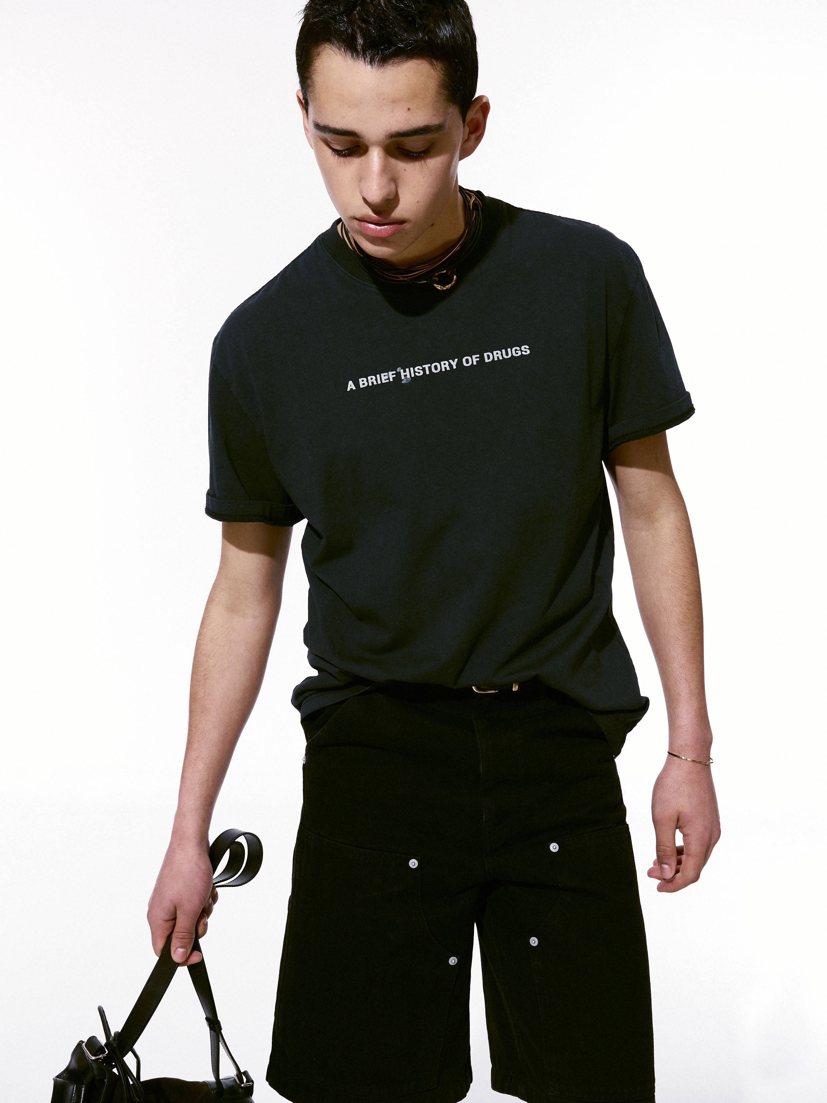 Drug Reference Garment Dyeing T-shirt_ Black Pigment
