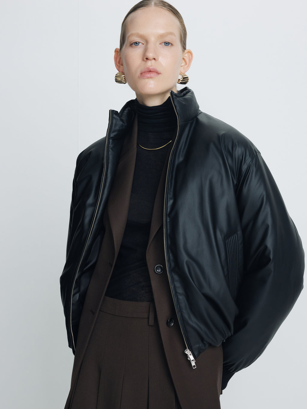 (W) CROPPED PADDED JACKET_ BLACK