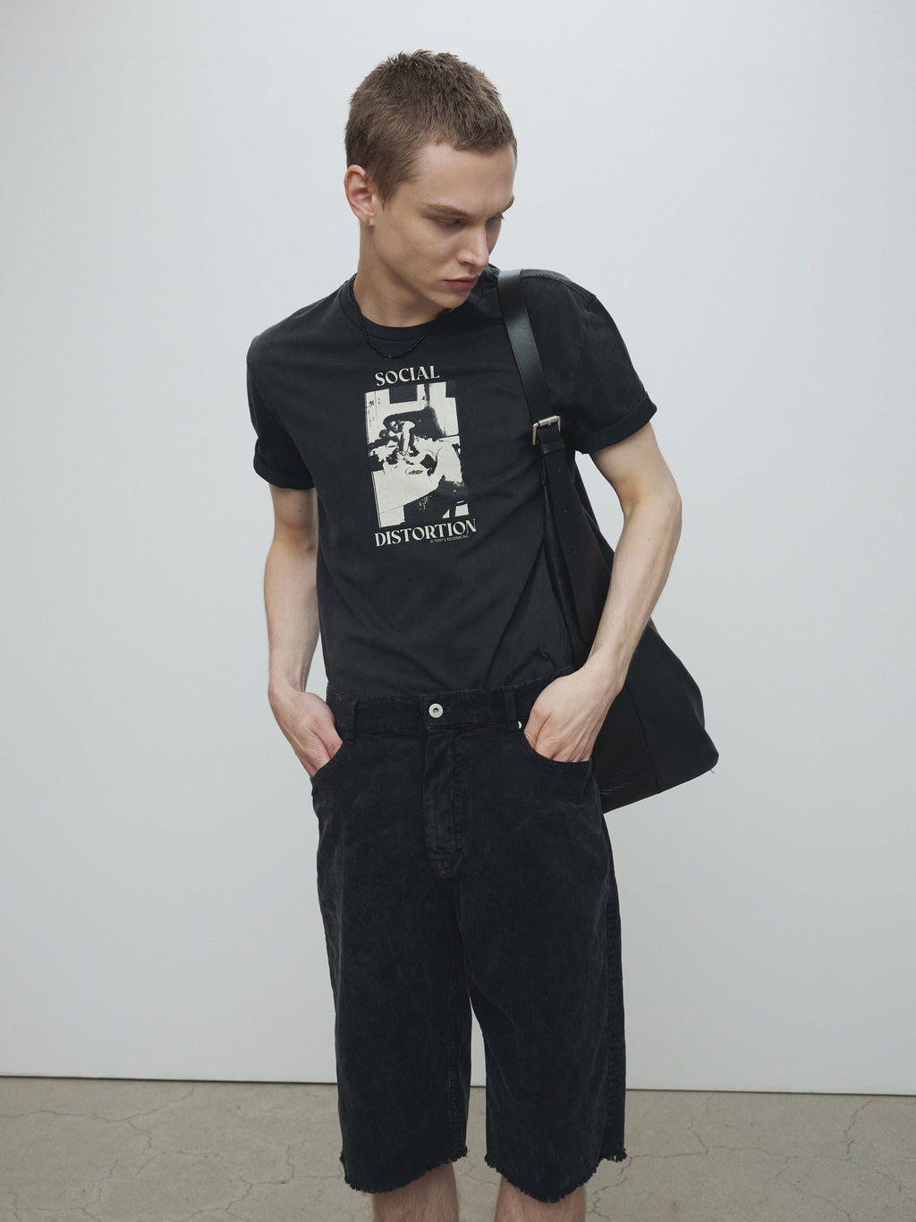 SOCIAL DISTORTION GARMENT DYED T-SHIRT_ FADED BLACK