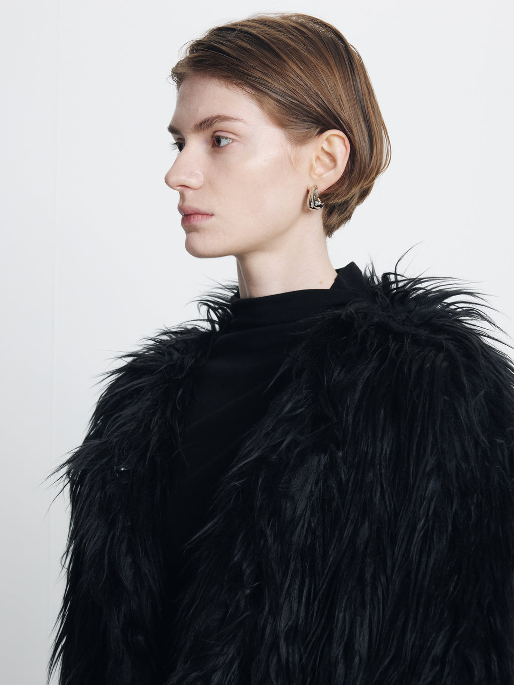(W) LONG HAIR FAUX FUR JACKET_ BLACK