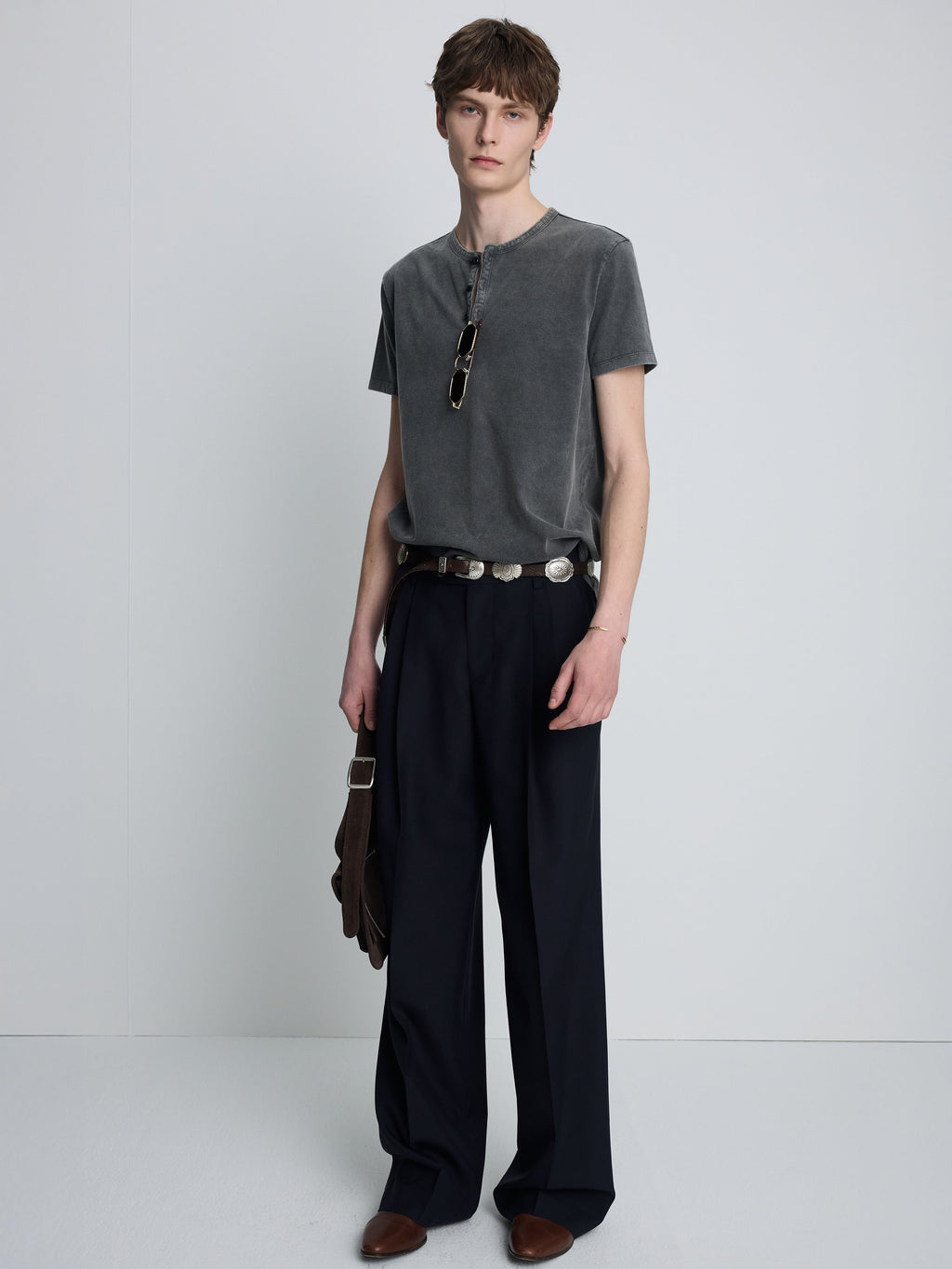 (2026.06.09 Open) GARMENT DYED HENLEY NECK TOP_ FADED CHARCOAL