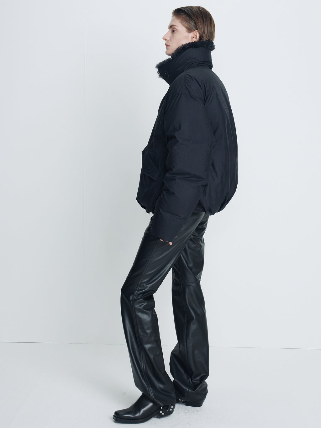 (W) SHEARLING COLLAR PUFFER BLOUSON_ BLACK