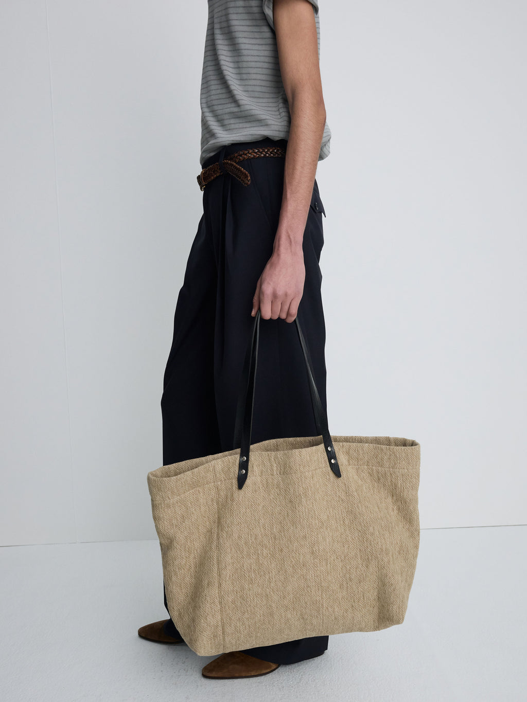 LEATHER HANDLE CANVAS TOTE BAG_ BEIGE KHAKI