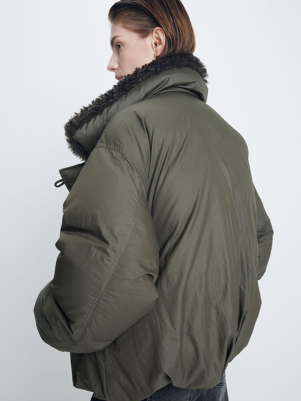 (W) SHEARLING COLLAR PUFFER BLOUSON_ OLIVE