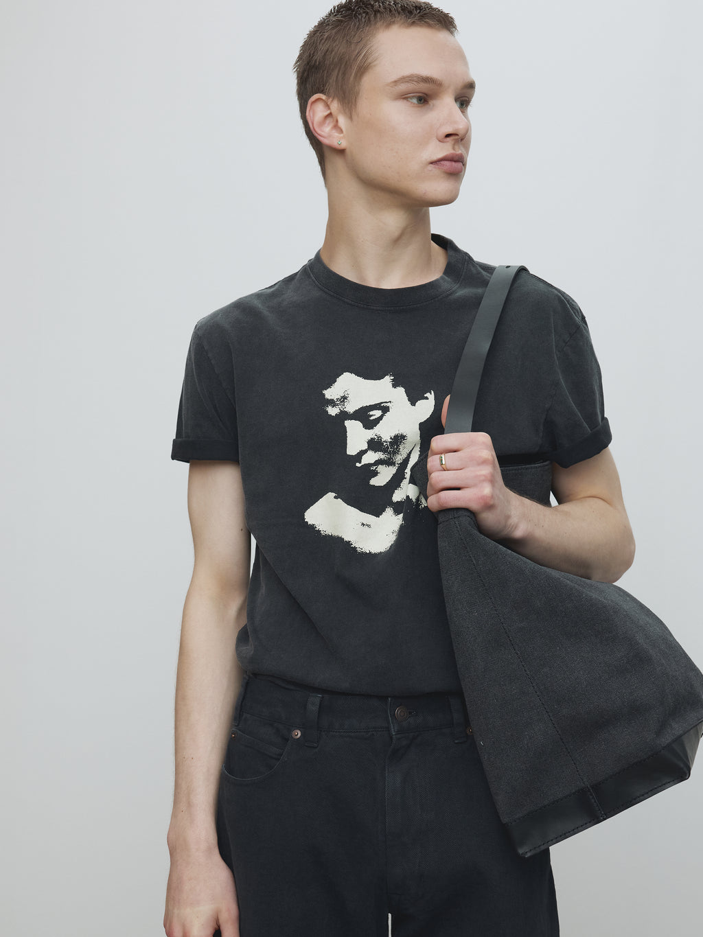 PORTRAIT GARMENT DYED T-SHIRT_ FADED BLACK